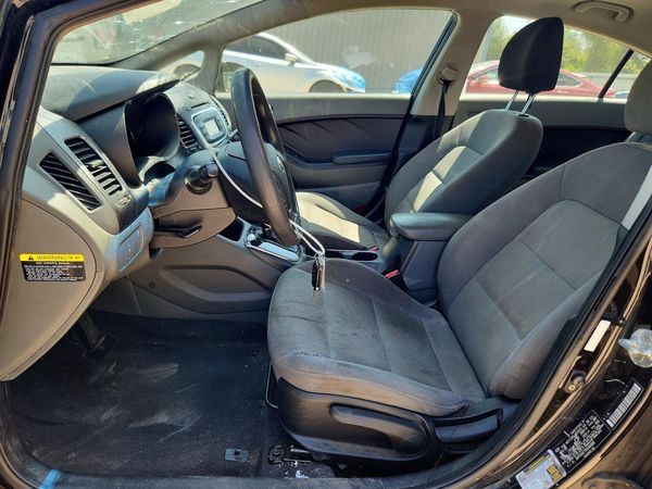 2017 KIA FORTE LX Base