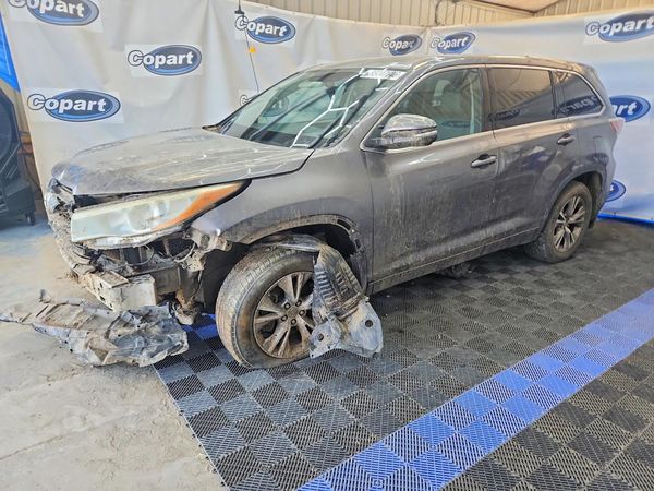 2015 TOYOTA HIGHLANDER