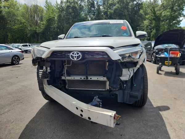 2018 TOYOTA 4RUNNER