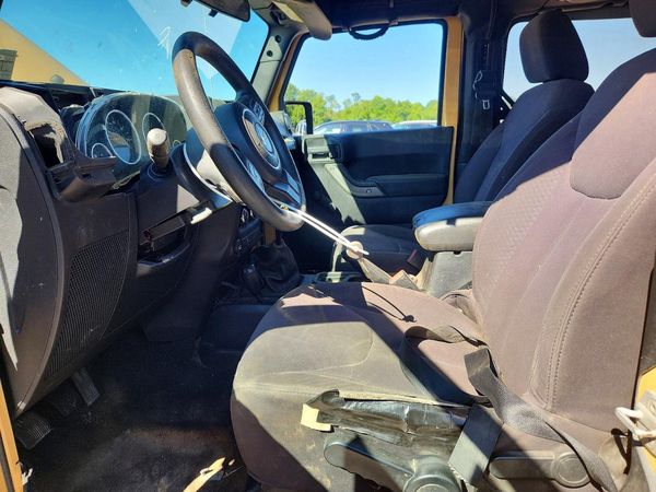 2013 JEEP WRANGLER Sport — DENT