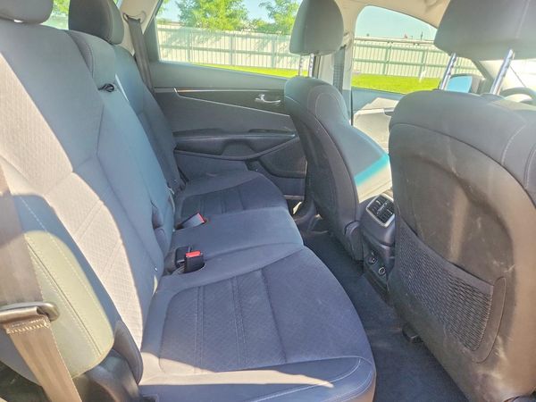 2020 KIA SORENTO L, LX, S