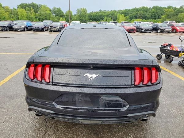 2018 FORD MUSTANG