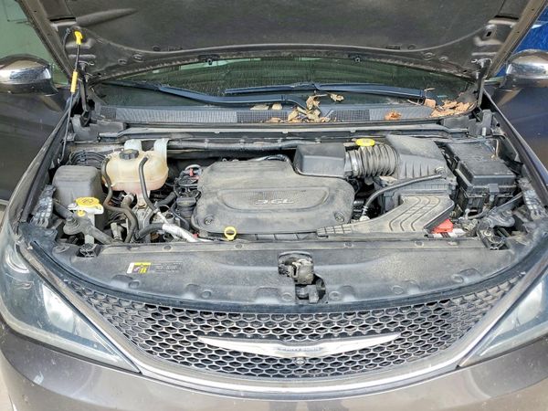 2018 CHRYSLER PACIFICA