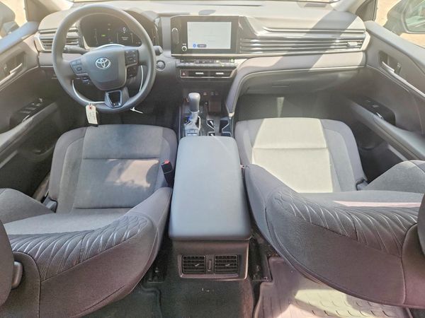 2025 TOYOTA CAMRY