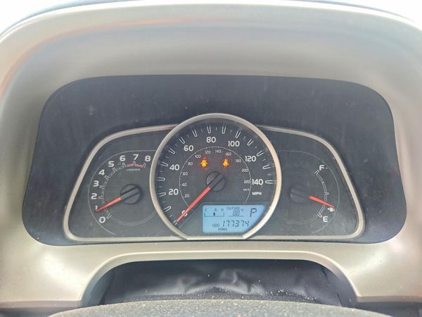 2014 TOYOTA RAV4 Standard