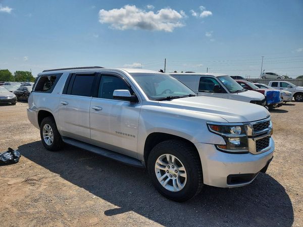 2015 CHEVROLET SUBURBAN LT