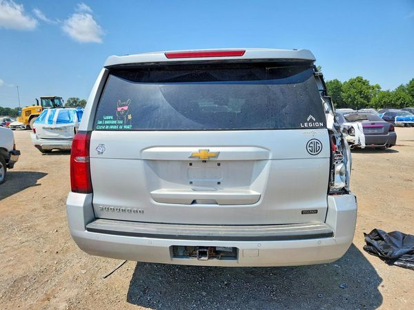2015 CHEVROLET SUBURBAN LT