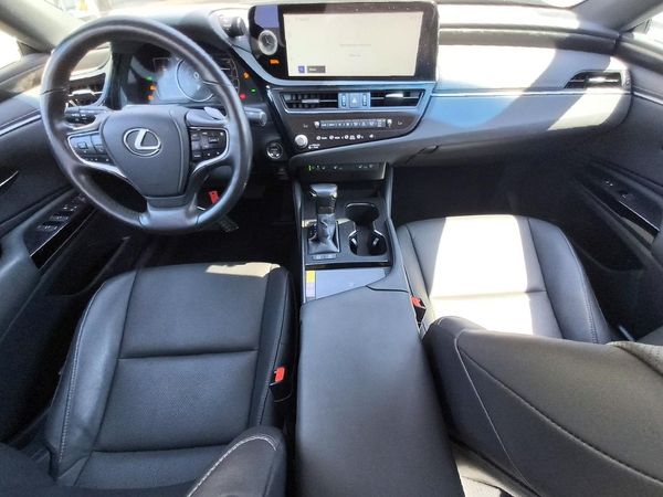 2025 LEXUS ES 300H 300h Premium