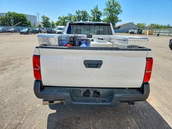 2024 TOYOTA TACOMA