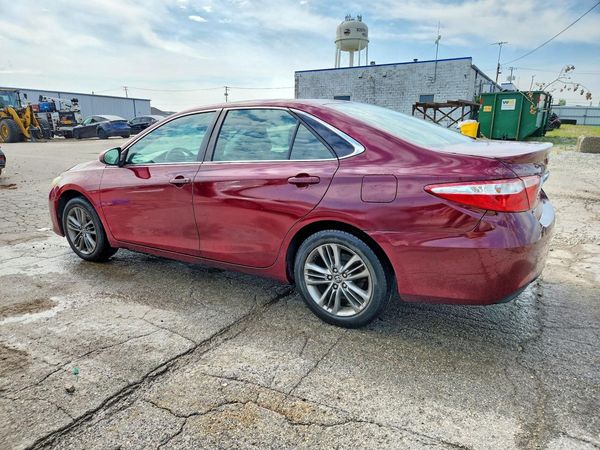 2015 TOYOTA CAMRY