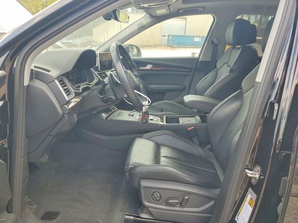2019 AUDI Q5 quattro Premium Plus