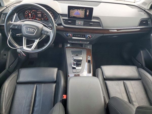 2019 AUDI Q5 quattro Premium Plus
