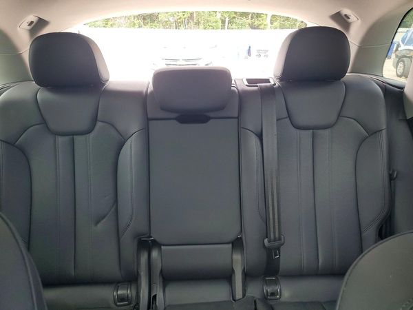 2019 AUDI Q5 quattro Premium Plus