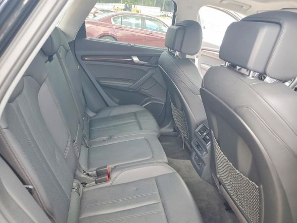 2019 AUDI Q5 quattro Premium Plus