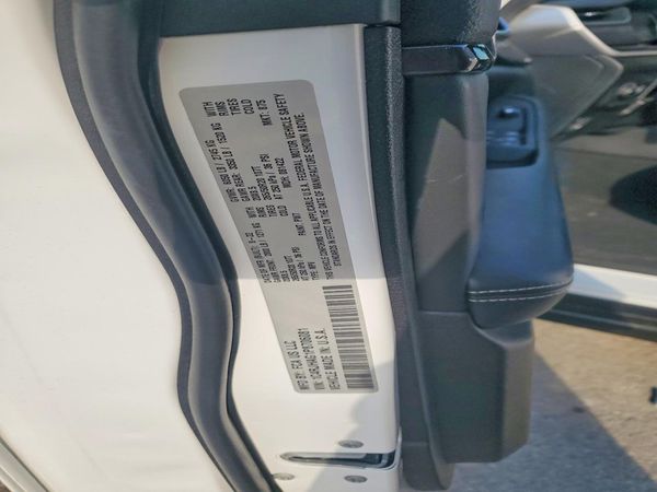 2023 JEEP GRAND CHEROKEE Laredo, Altitude