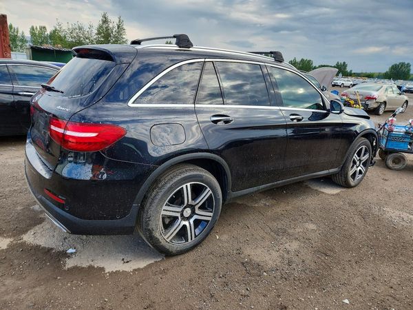 2019 MERCEDES-BENZ GLC GLC 300-4M