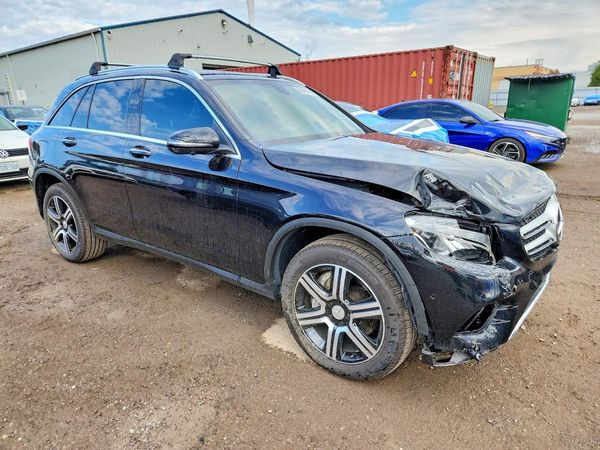 2019 MERCEDES-BENZ GLC GLC 300-4M