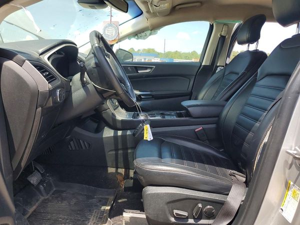 2019 FORD EDGE SEL — DENT