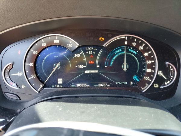 2019 BMW 530E