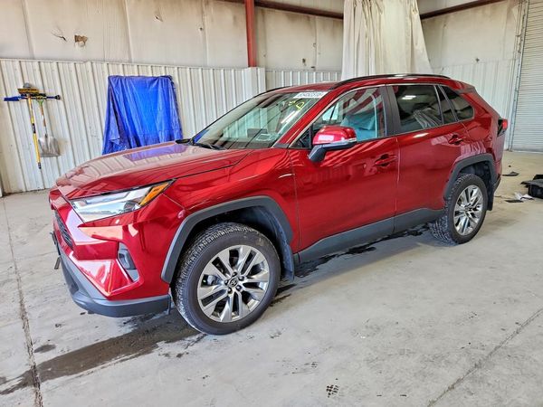 2023 TOYOTA RAV4 XLE Premium