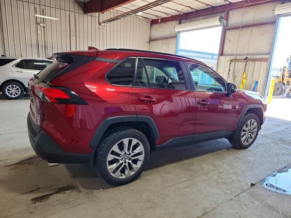 2023 TOYOTA RAV4 XLE Premium