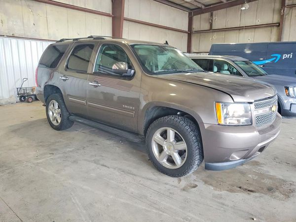 2014 CHEVROLET TAHOE LS