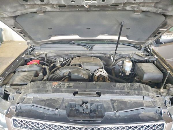 2014 CHEVROLET TAHOE LS