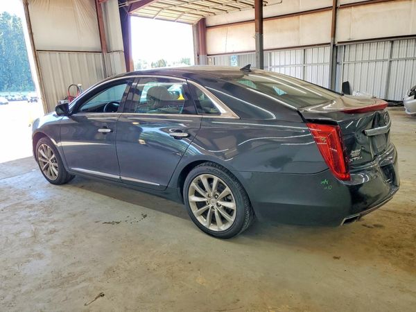 2013 CADILLAC XTS Luxury