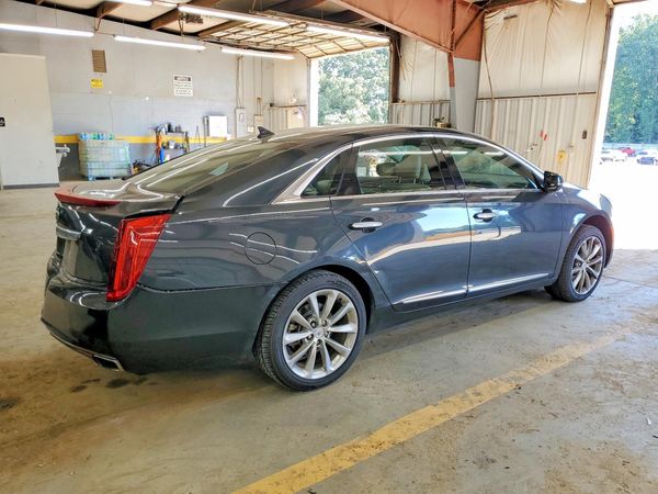 2013 CADILLAC XTS Luxury