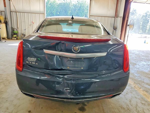 2013 CADILLAC XTS Luxury