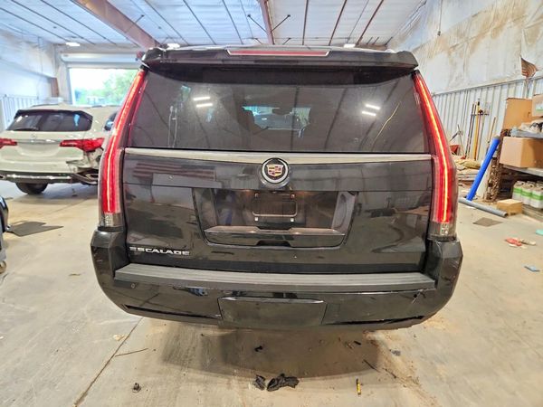 2015 CADILLAC ESCALADE ESV Premium