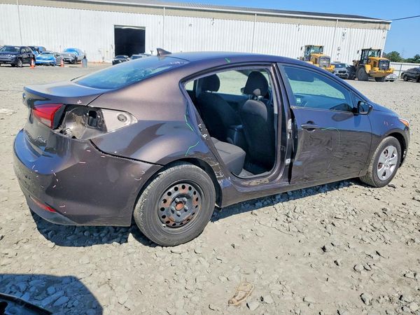 2017 KIA FORTE LX Base