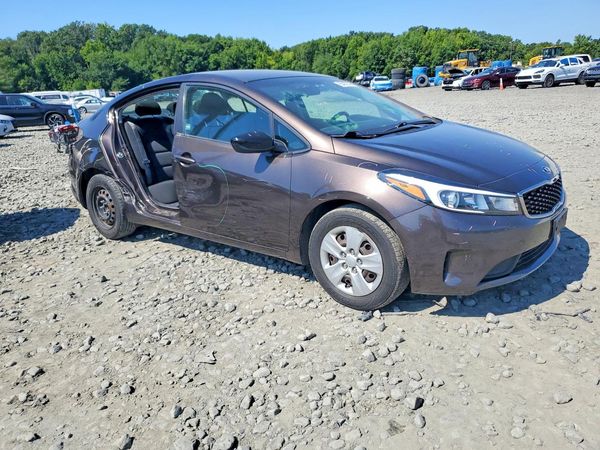 2017 KIA FORTE LX Base