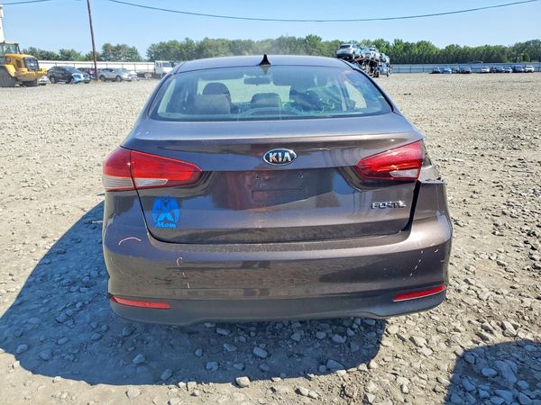 2017 KIA FORTE LX Base
