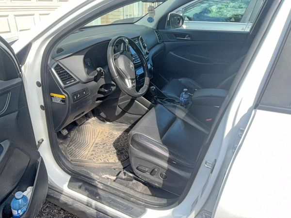 2017 HYUNDAI TUCSON