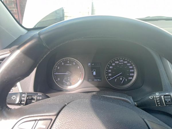 2017 HYUNDAI TUCSON