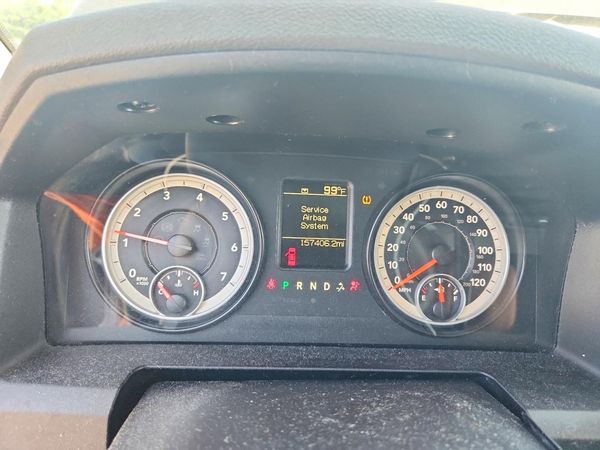 2013 RAM 1500 ST CREW CAB 4X2