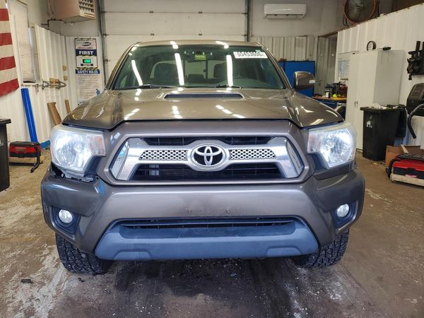 2015 TOYOTA TACOMA Delux Grade — DIRF