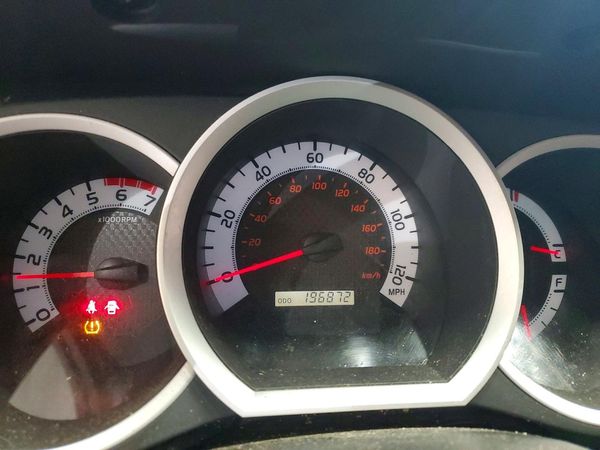 2015 TOYOTA TACOMA Delux Grade — ODOM