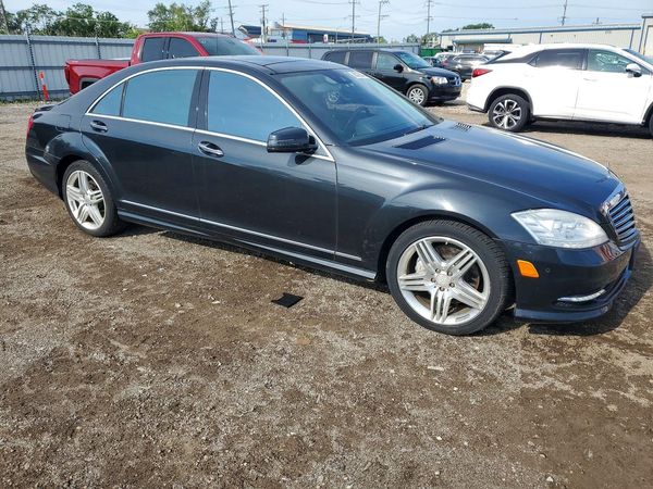 2013 MERCEDES-BENZ S S550V 4-MATIC