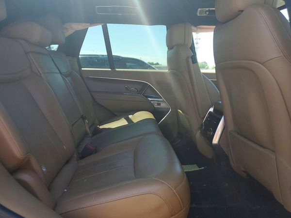 2024 LAND ROVER RANGE ROVER SE
