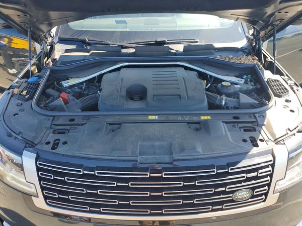 2024 LAND ROVER RANGE ROVER SE