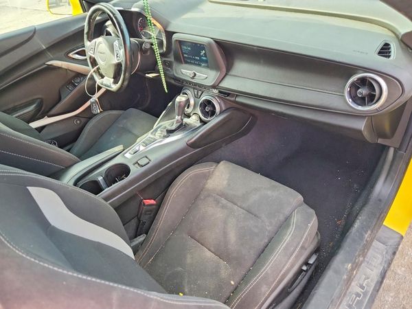 2017 CHEVROLET CAMARO 1LT