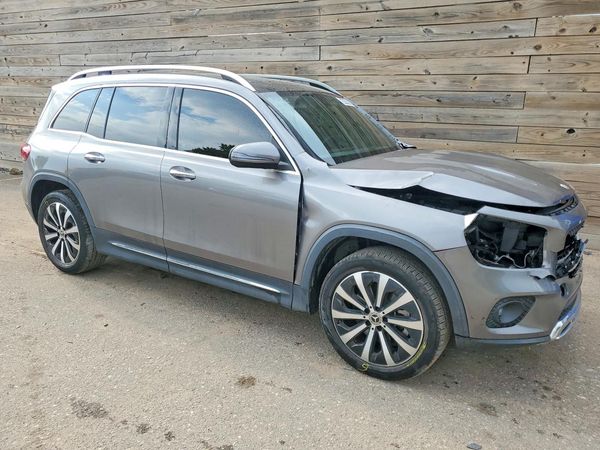 2021 MERCEDES-BENZ GLB GLB250