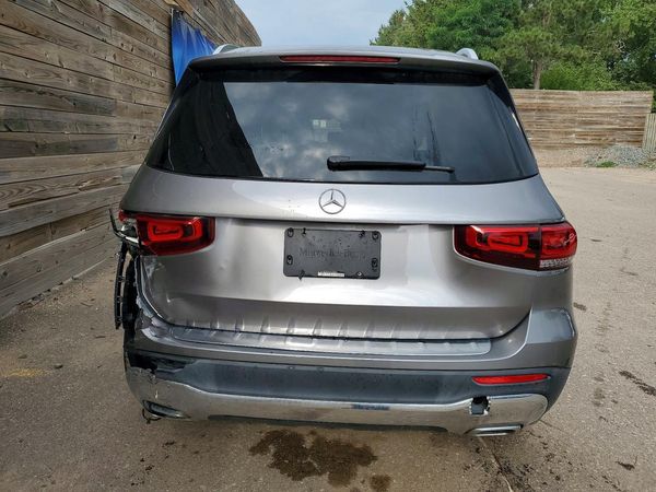 2021 MERCEDES-BENZ GLB GLB250