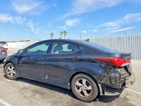 2015 HYUNDAI ELANTRA GLS(Middle)