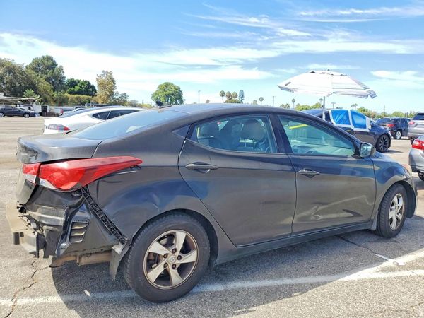 2015 HYUNDAI ELANTRA GLS(Middle)