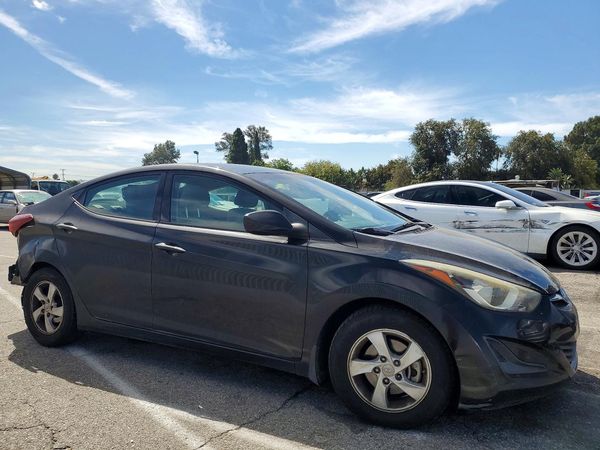 2015 HYUNDAI ELANTRA GLS(Middle)