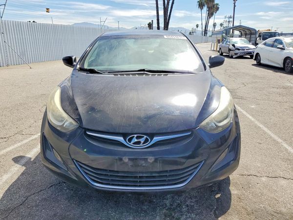 2015 HYUNDAI ELANTRA GLS(Middle)