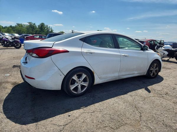 2016 HYUNDAI ELANTRA